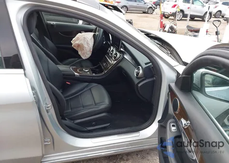 2018 Mercedes-Benz C 300 from USA, damaged, VIN WDDWF4JBXJR388082